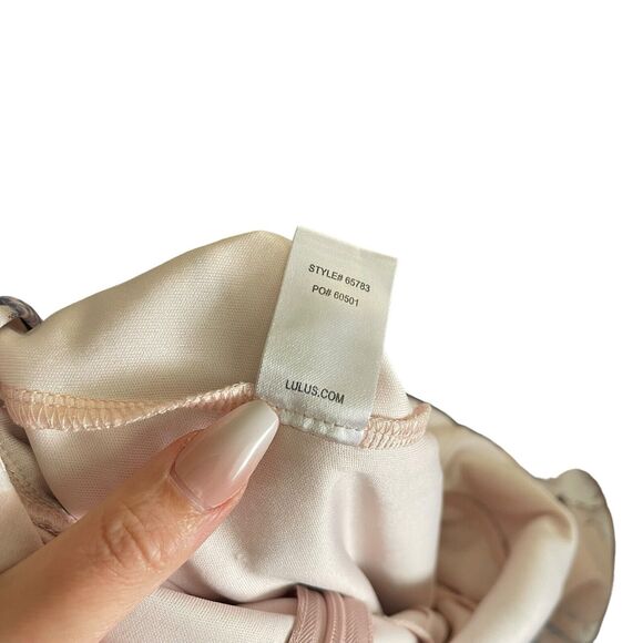 Lulus Small Magical Meadow Romper Skort Dress Vneck Blush Pink Floral - Picture 4 of 11